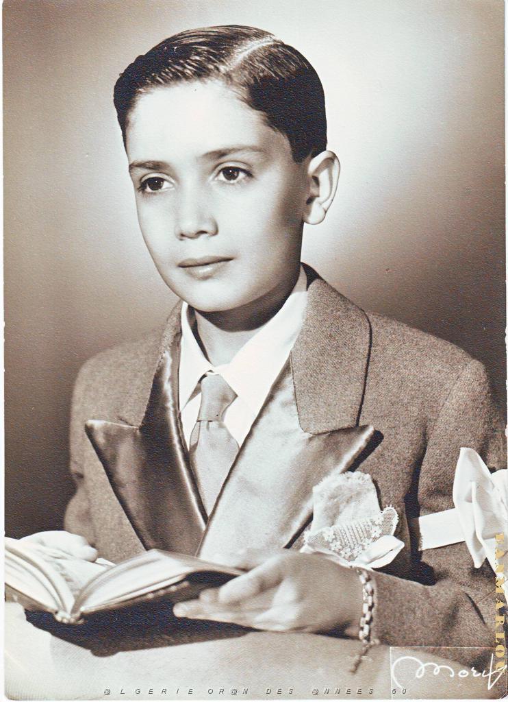 COMMUNIONS ORAN DU PATRONAGE ORAN DE LA JUS SAINT LOUIS   19XX MICHEL SABIA.JPG